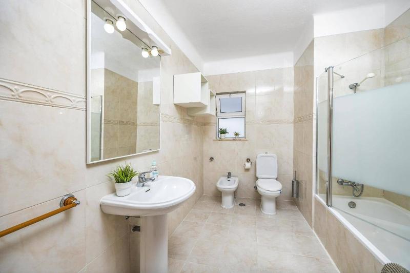 Villa Ricardo by Villa Plus - image 15
