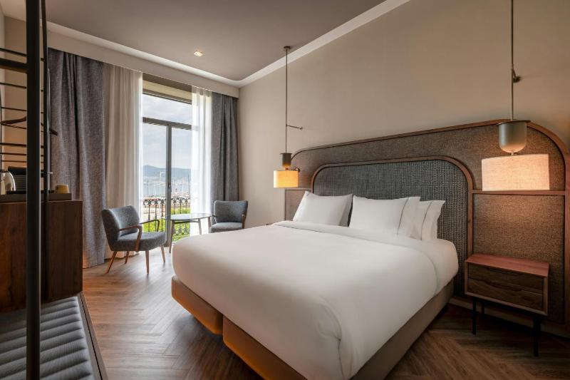 AC Hotel Palacio Universal - image 10