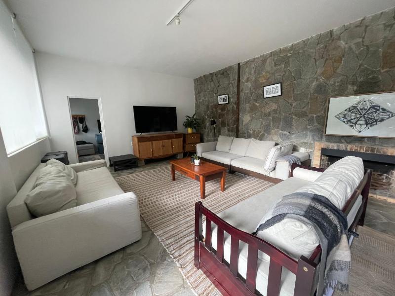 Casa Pisuri gran entorno a pasos de Playa Mansa - image 13