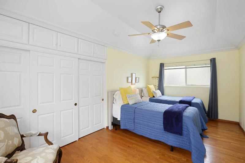 304 - 35th Street - image 33