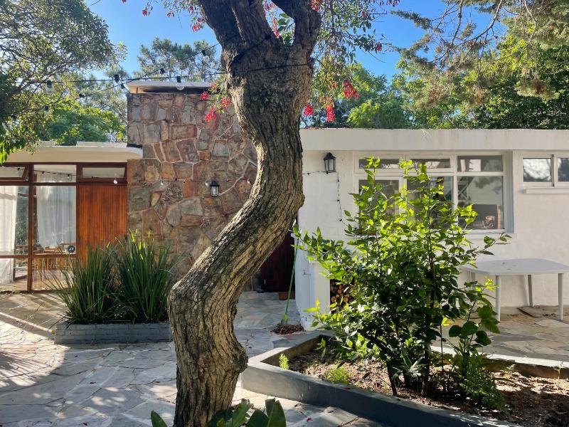Casa Pisuri gran entorno a pasos de Playa Mansa - image 8