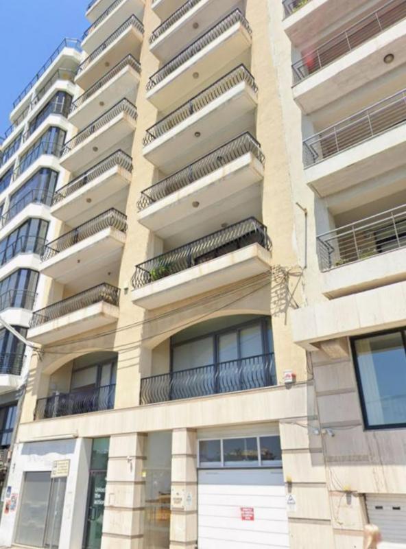 Apartment with view and terrace in Sliema Malta - image 6