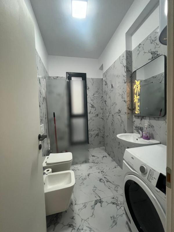 Elite Seaside Apartment - image 6