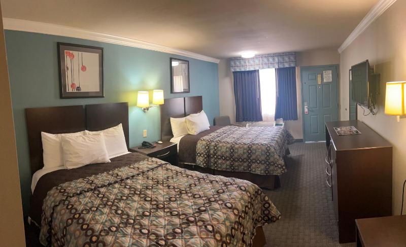 Americas Best Value Inn Houston Hobby Airport - image 16
