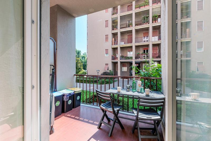 Emerald BGY Charme Suite - image 17