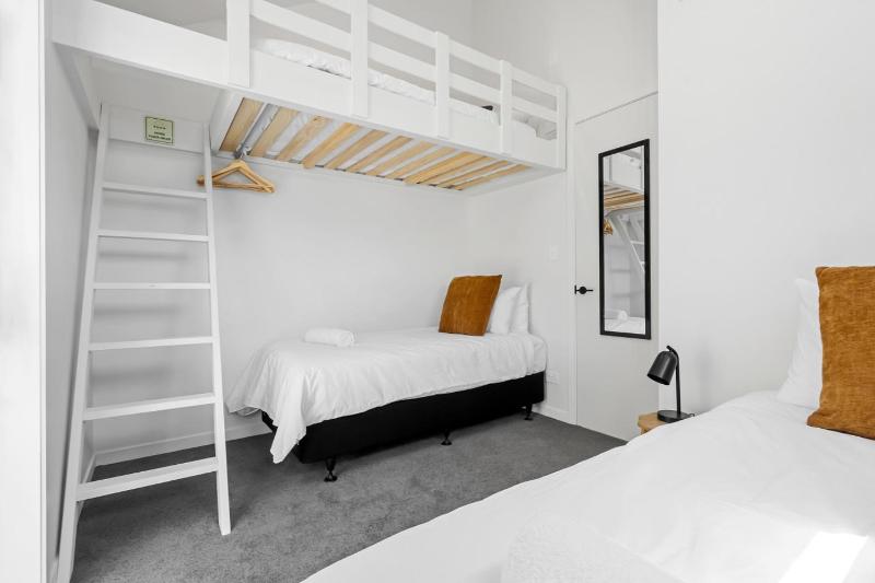 Roam Taupo Upper Terrace Unit 3 - Spa Pool - image 30