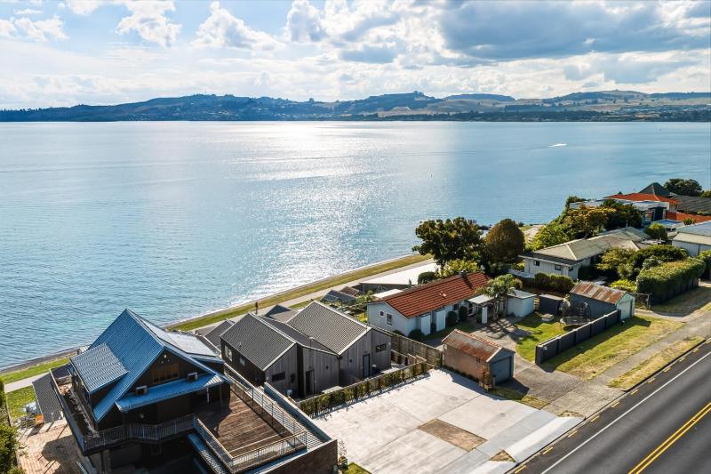 Roam Taupo Upper Terrace Unit 3 - Spa Pool - image 42