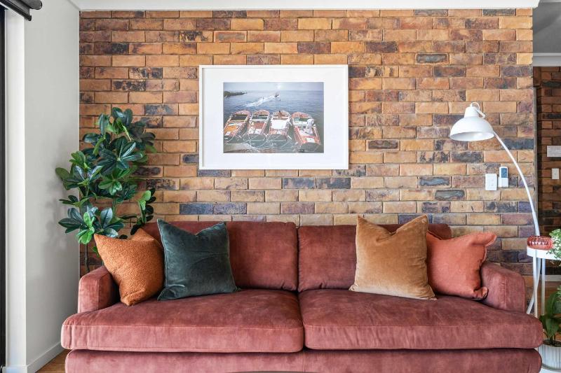 Retro Coastal Retreat with Pool and Kings Beach Views - image 3
