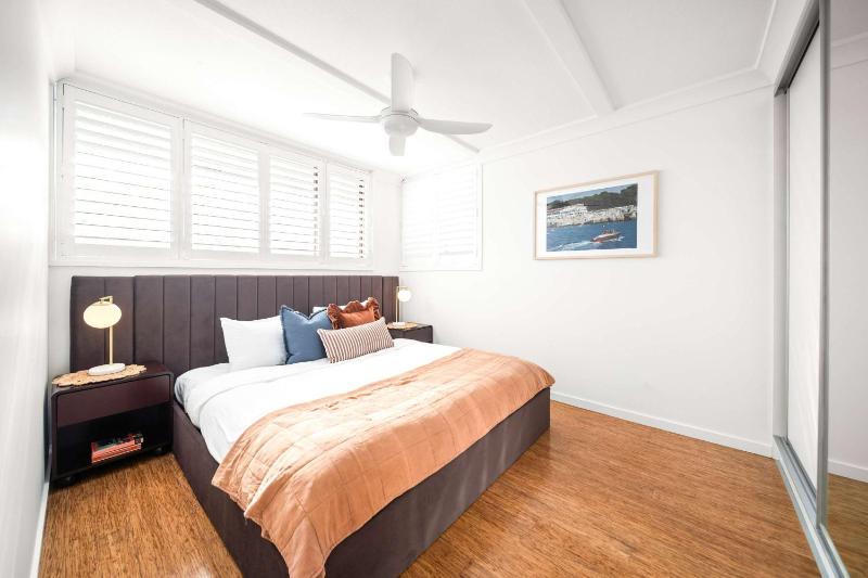 Retro Coastal Retreat with Pool and Kings Beach Views - image 30