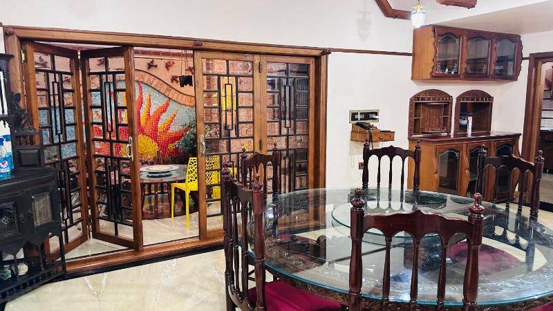 Luxstaykochi -Luxury Villa Near JLN Metro - image 22