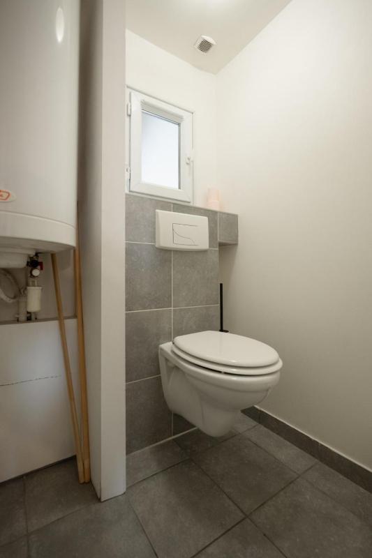 Beautiful apartment in the heart of Annecy - image 2
