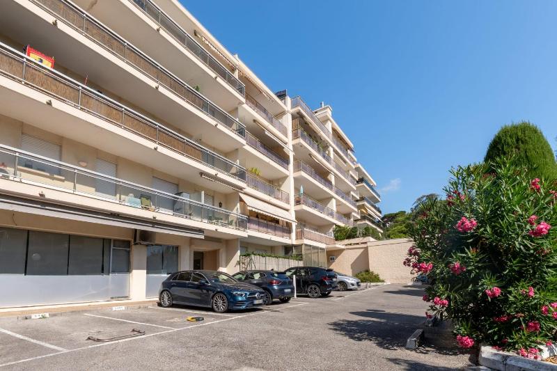Appartement Les Heures Claires avec Terrasse - Welkeys - image 12