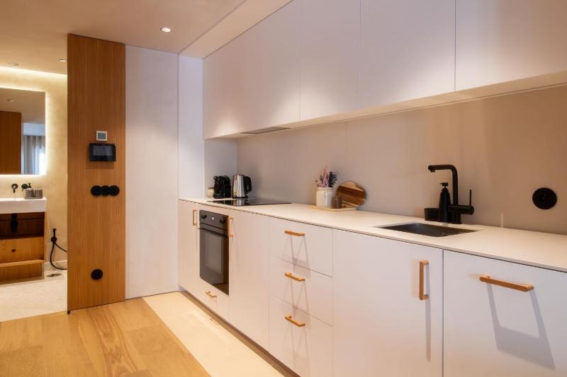 Verde Almada Downtown Metro Luxury Stay - image 8