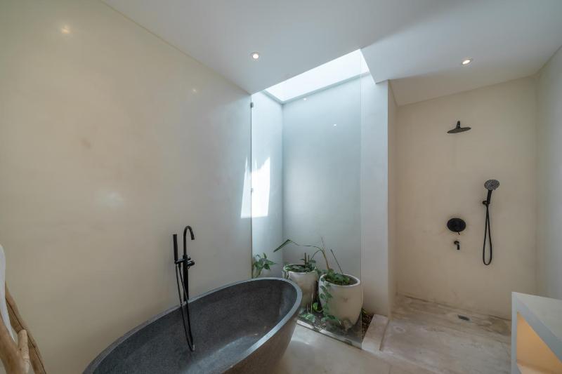 Villa Eliad - Charming 3 Bedroom Mediterranean Villa in Berawa - image 8