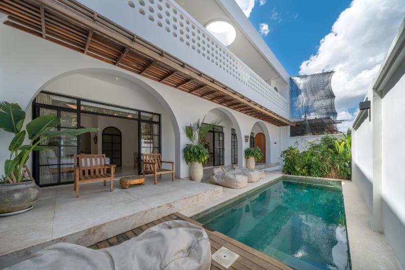 Villa Eliad - Charming 3 Bedroom Mediterranean Villa in Berawa - image 46