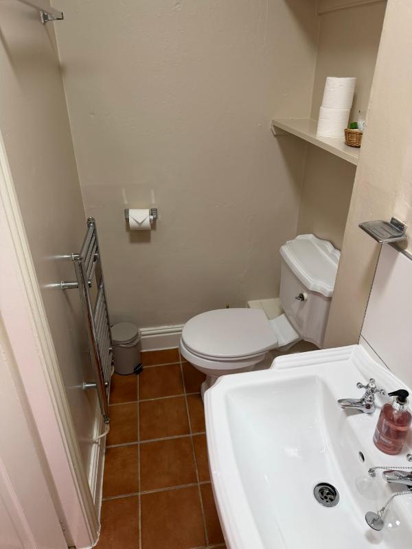 Adam Place Guest House - image 20
