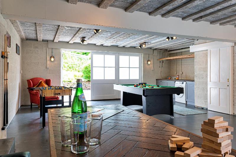 Finest Retreats - Wobbly Cod - image 21