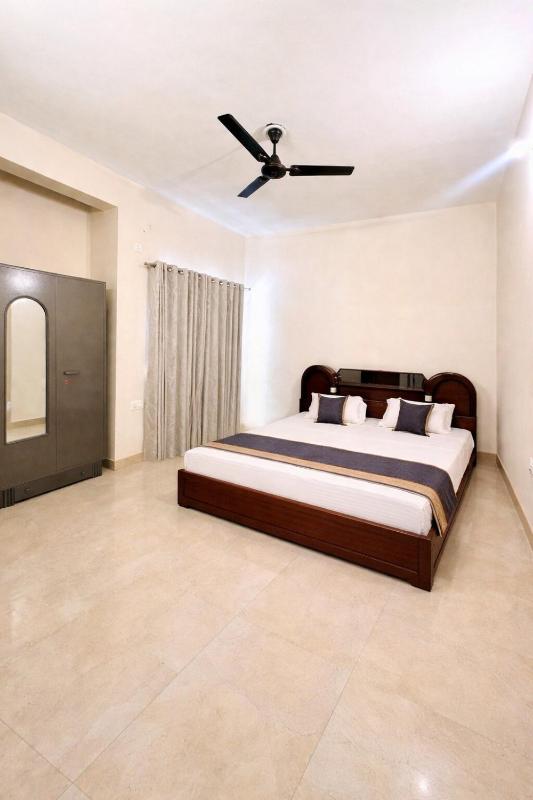 Kashi Kutir-Near Kashi Vishwanath Temple - image 6