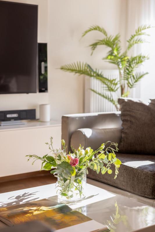 Signature Athenian Residence - image 9