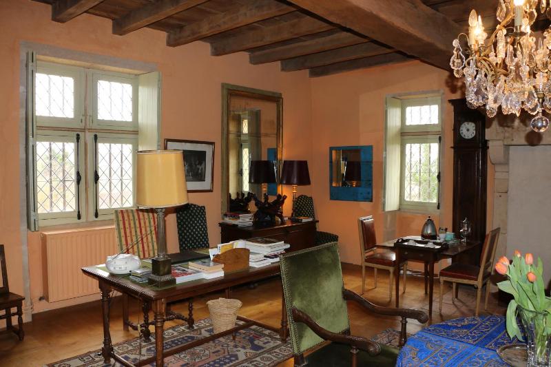 Superior Suite image 3