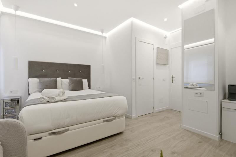 Elegante estudio de diseño - image 2