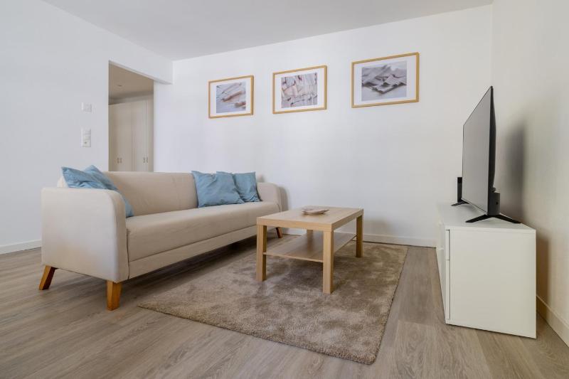 Pure living Apartment in Zürich Oerlikon - image 6