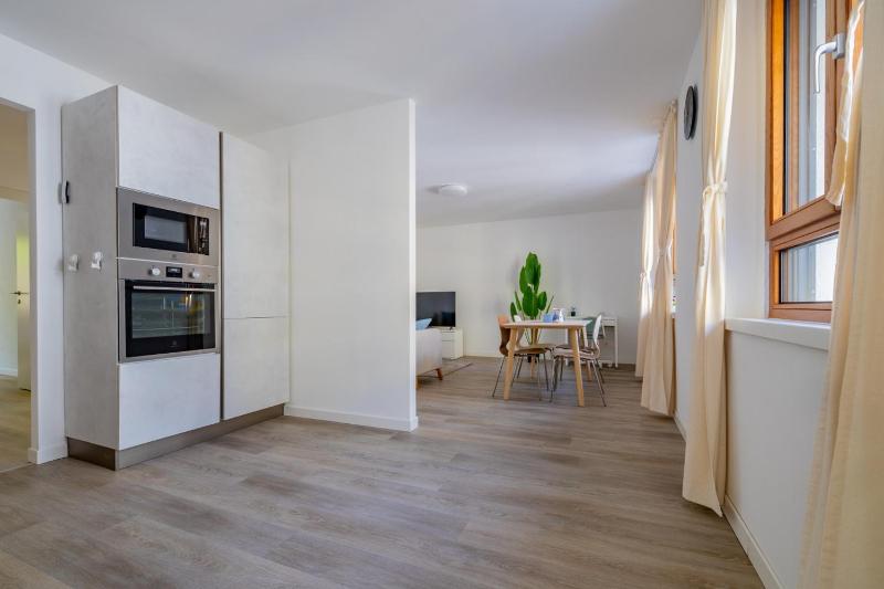 Pure living Apartment in Zürich Oerlikon - image 10