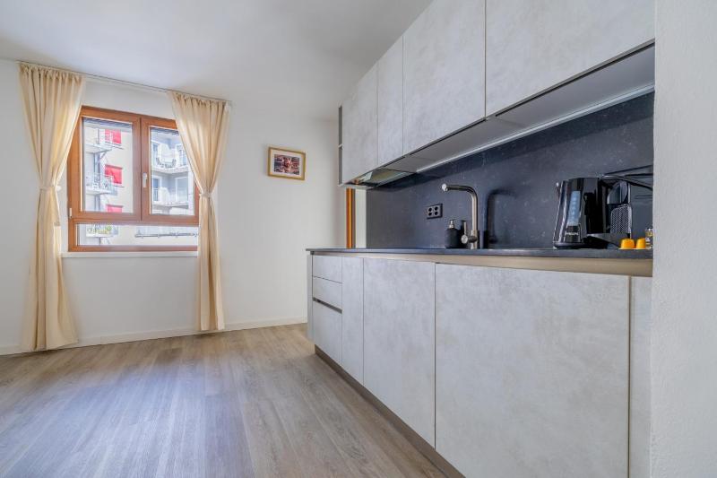Pure living Apartment in Zürich Oerlikon - image 15