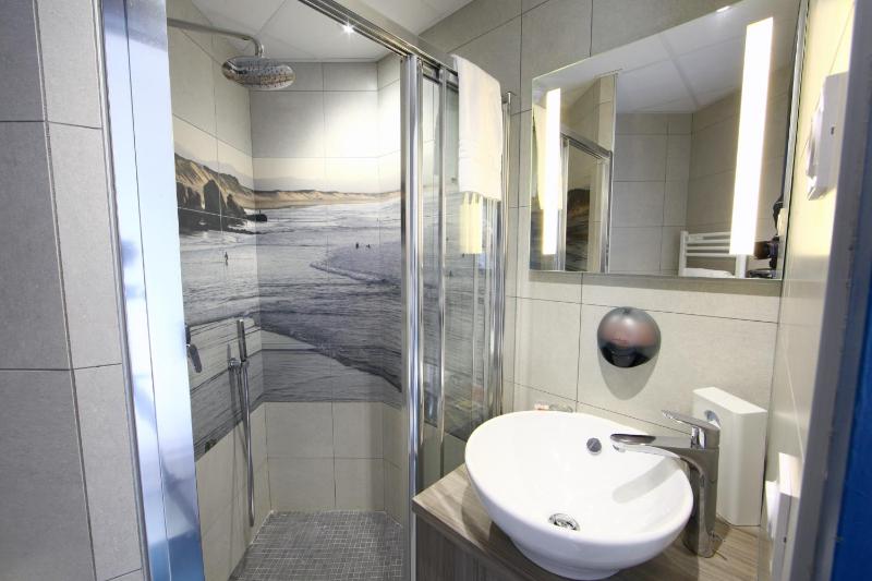 Superior Single Room image 1