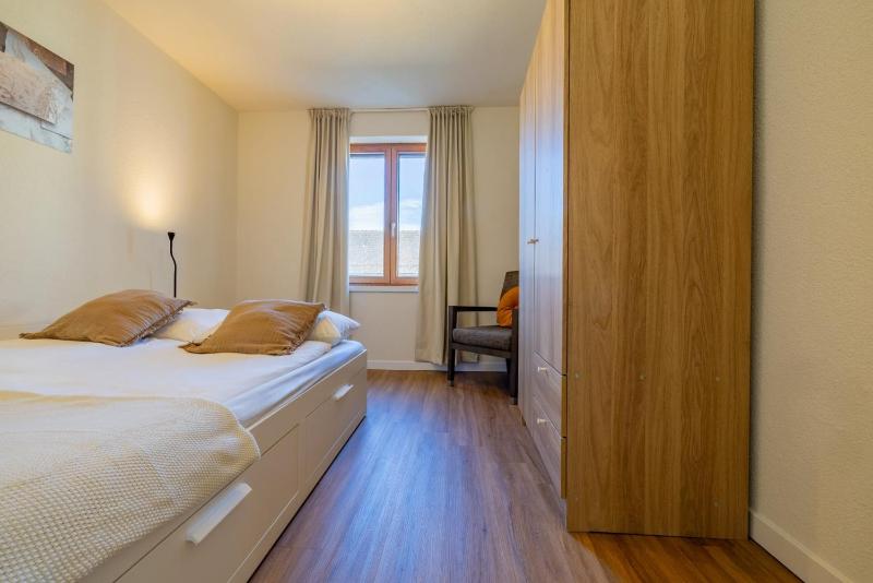 The line Apartment in Zurich Oerlikon - image 9