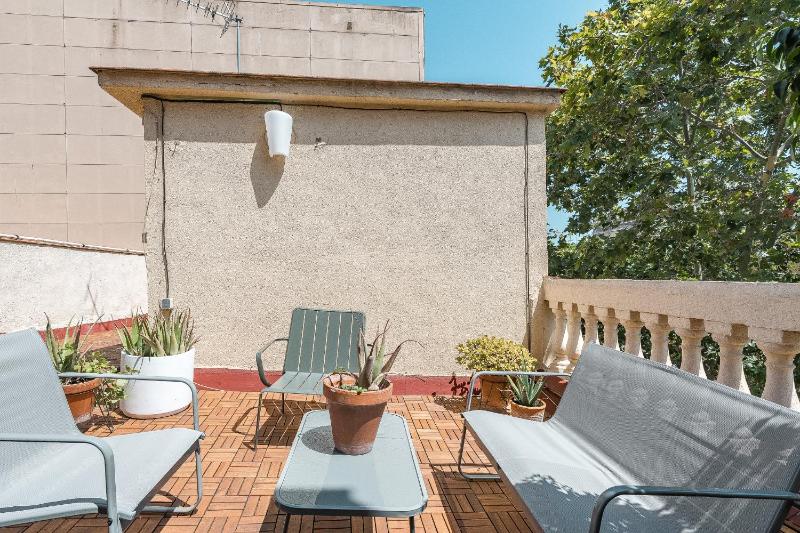Beautiful Terrace Apartment near Plaza Espanya - image 13