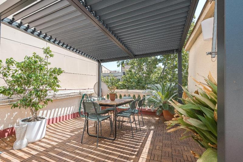 Beautiful Terrace Apartment near Plaza Espanya - image 8