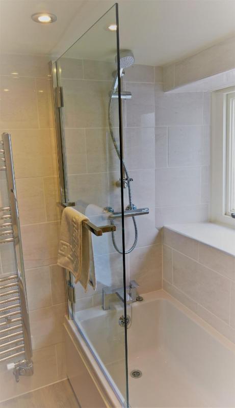 Double Room image 1