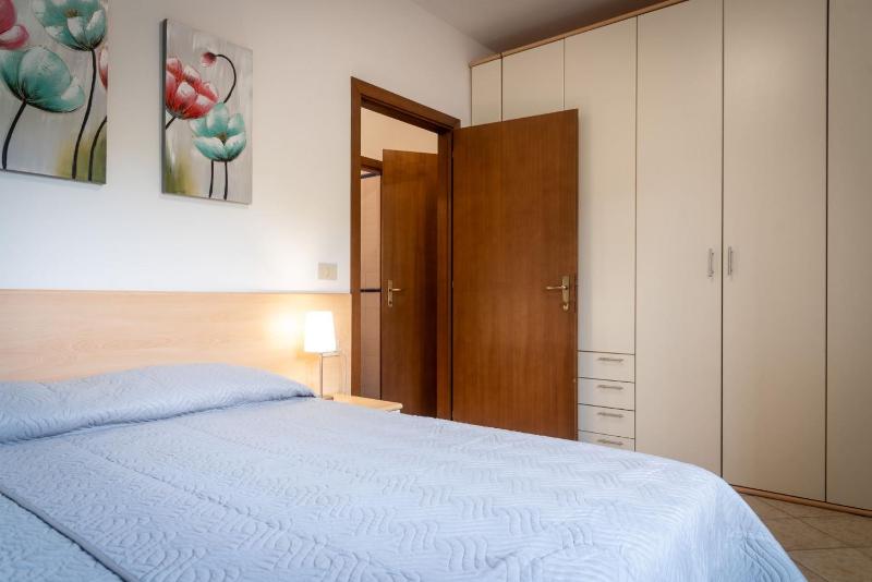 Appartamento Lacona Con Giardino - image 2