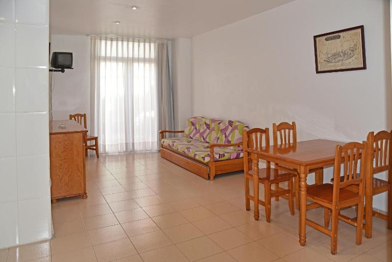 Apartamentos AR Dosjoimi - image 12