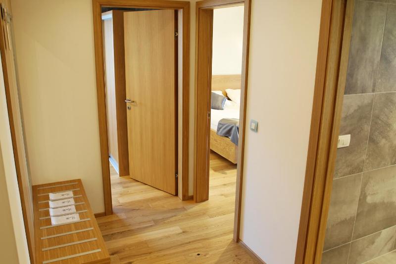 Classic Quadruple Room image 2