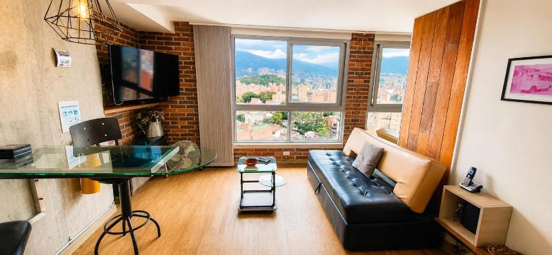 Luxury Laureles-LA 70-Medellin Stunner - image 11