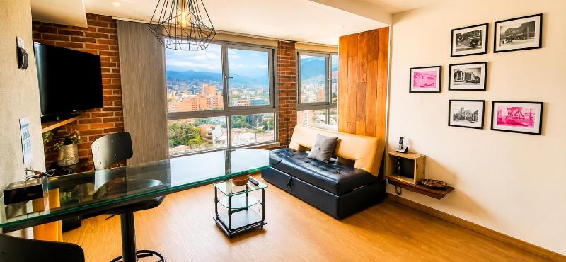 Luxury Laureles-LA 70-Medellin Stunner - image 6