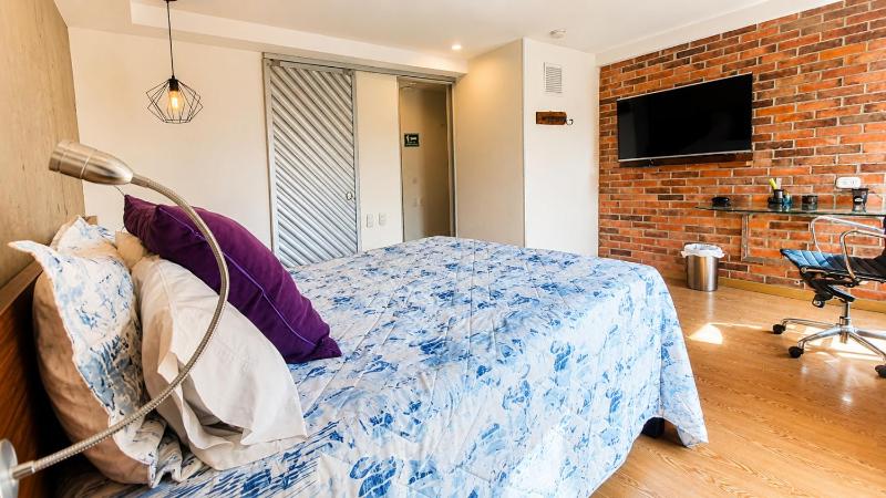Luxury Laureles-LA 70-Medellin Stunner - image 12