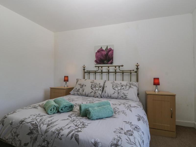 Fountain Cottage - image 6