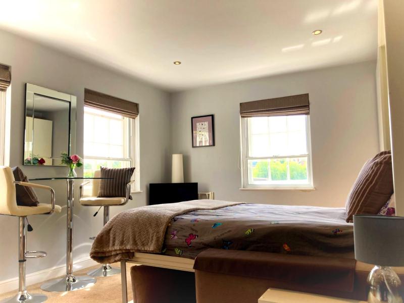 River View Studio Chester by Rework Accommodation - image 1
