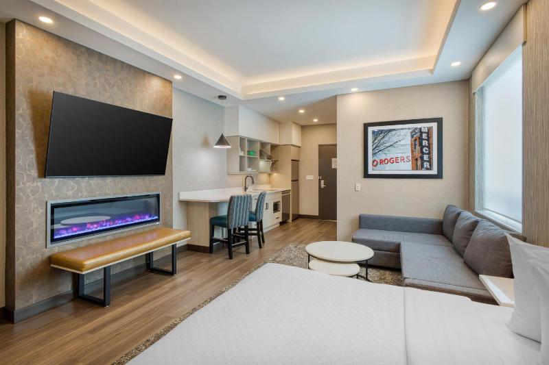 Best Western Plus City Centre Inn - image 28