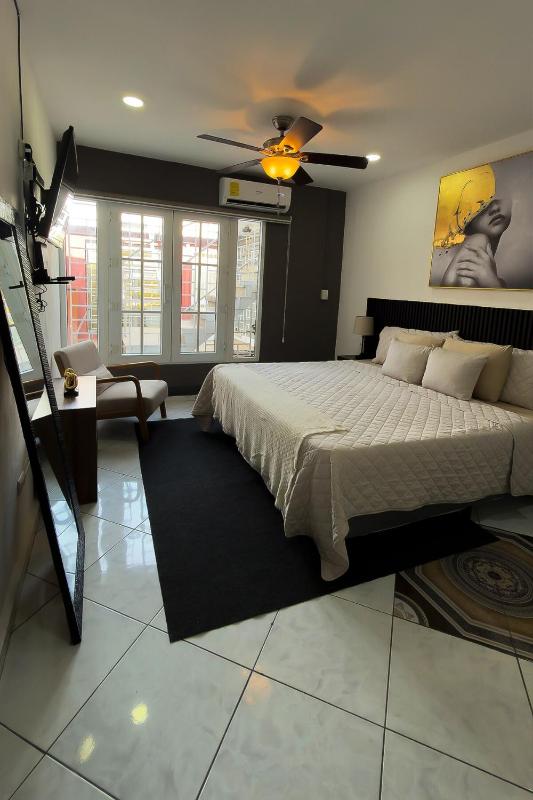 Suite de lujo Escalon San Salvador - image 16
