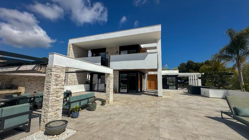 4 bed minigolf Villa and downstairs independent apartment - image 28