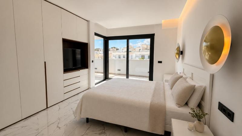4 bed minigolf Villa and downstairs independent apartment - image 18