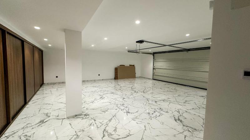 4 bed minigolf Villa and downstairs independent apartment - image 24
