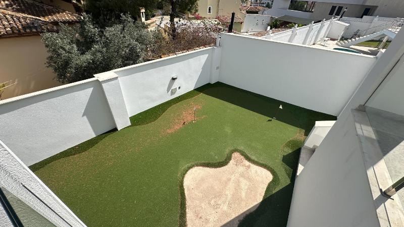 4 bed minigolf Villa and downstairs independent apartment - image 25