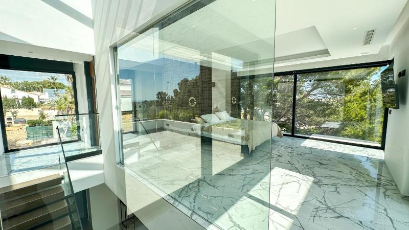 4 bed minigolf Villa and downstairs independent apartment - image 14