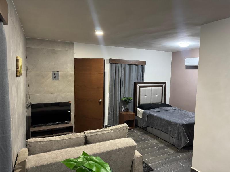 Lofts Modernos con Alberca en Obispado - image 41