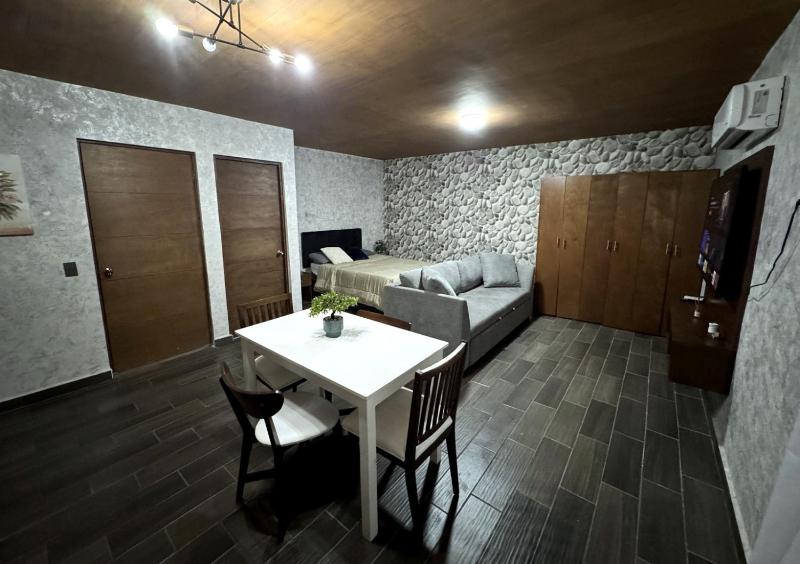 Lofts Modernos con Alberca en Obispado - image 30